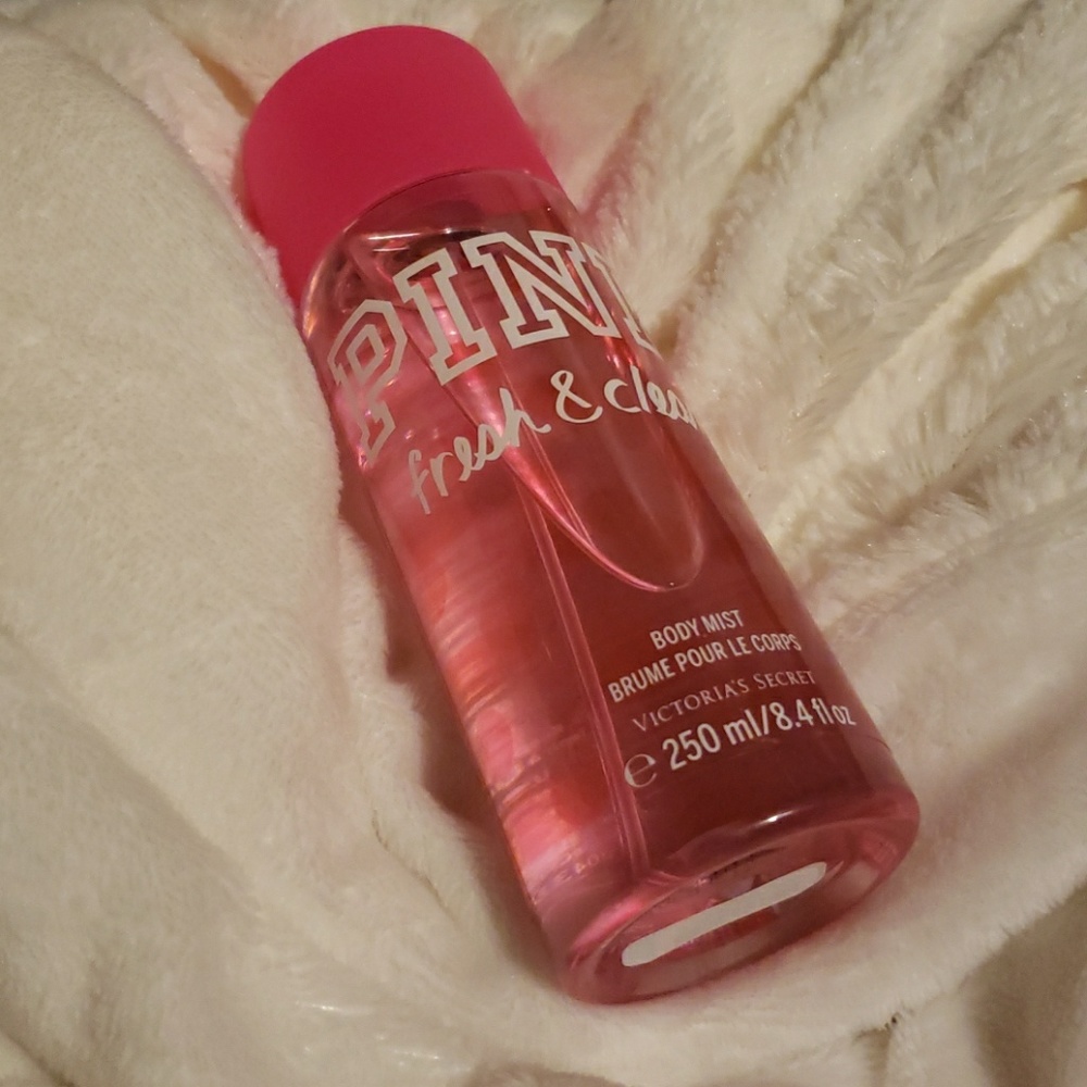 Pink Fresh & Clean Body Mist